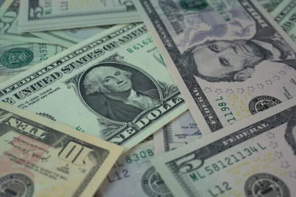 10 Ways You Can Become Fiscally Responsible This Year