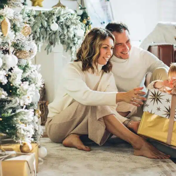 10 Fabulous Frugal Gift Ideas for a Stay-at-Home Mom
