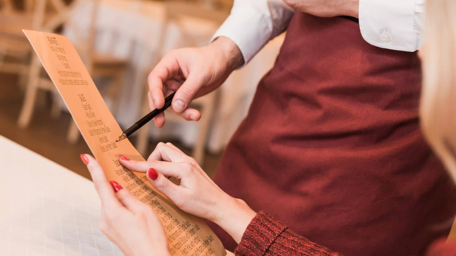 10 Tactics Restaurants Use To Trick You To Spend More