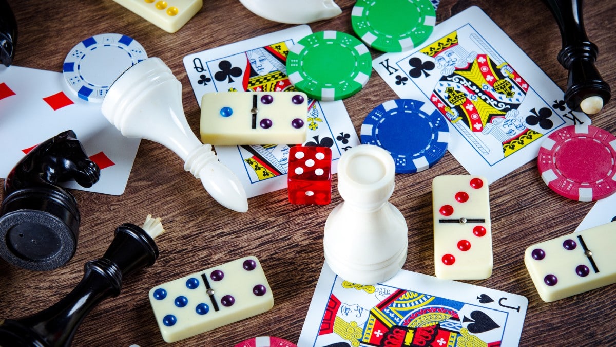 Low‑Cost Experiences People Can Enjoy Game Night Reimagined