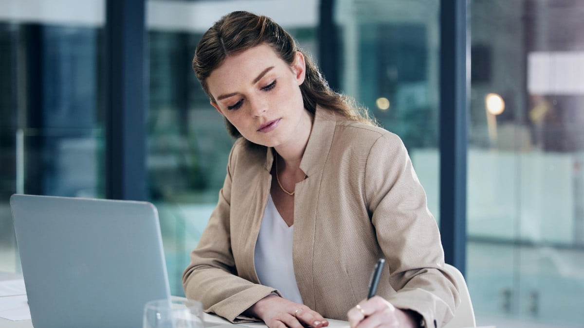 15 Frugal Living Books You’ll Wish You Read Sooner Cheapskate Monthly Money Makeover" by Mary Hunt