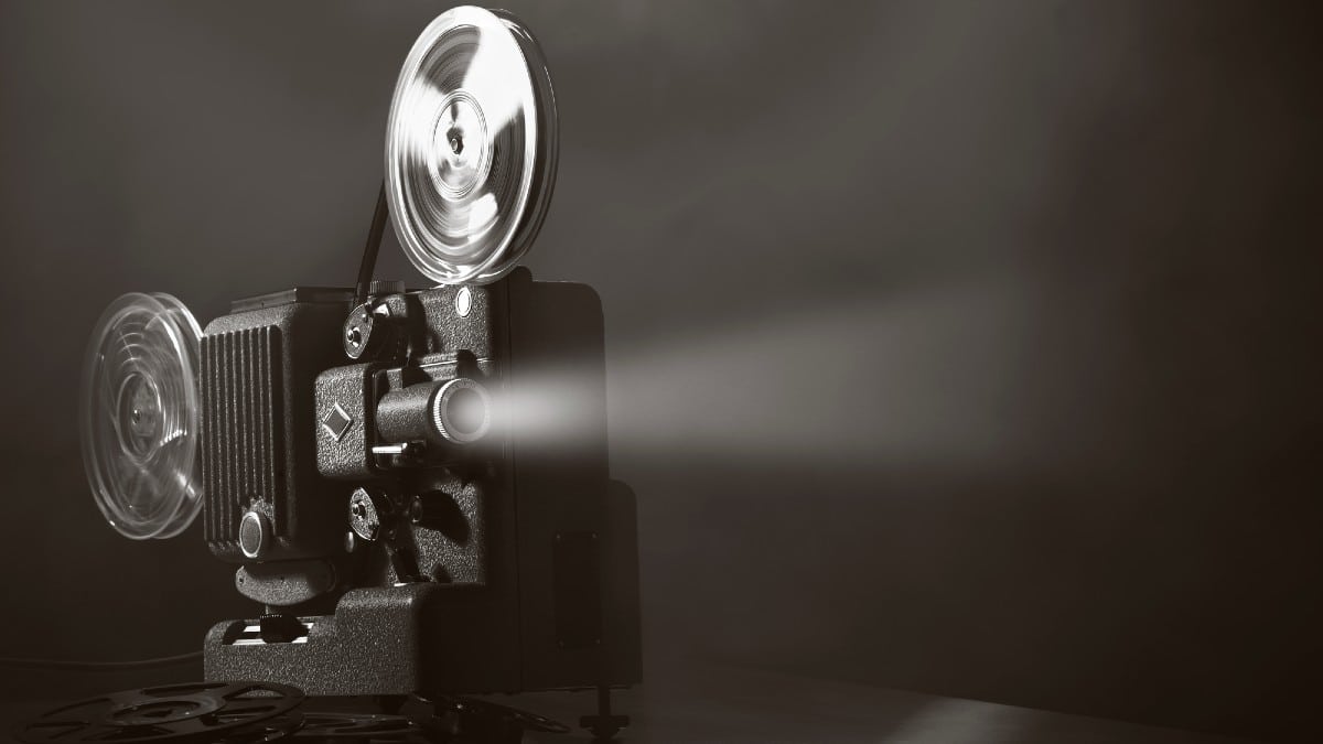 15 Ways to Turn Your Local Knowledge Into a $5,000-a-Month Tour Planning Business Flickering Film Projector