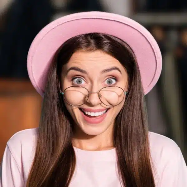 woman with glasses shopping