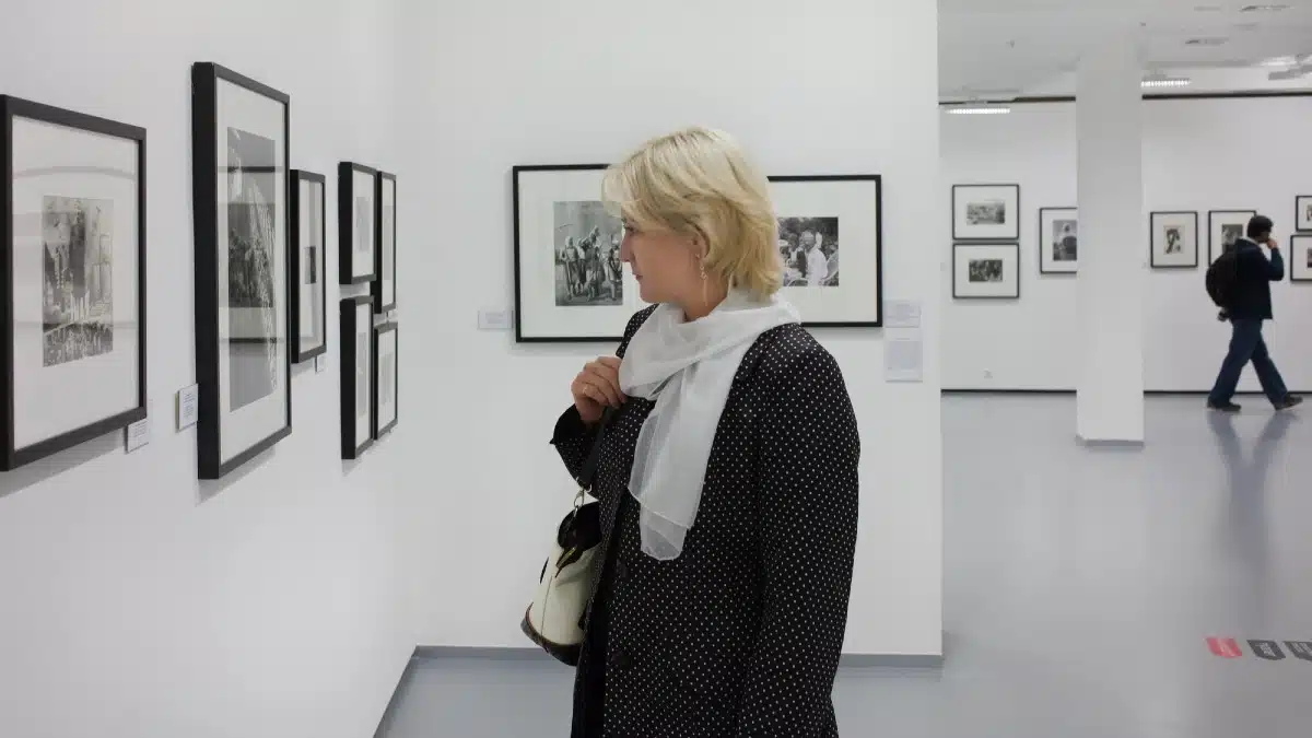 Art Gallery Docent