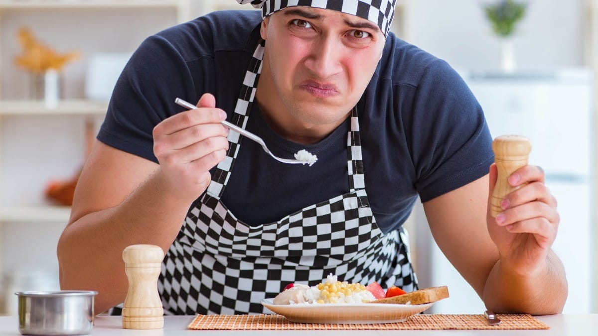 Ways Creators Can Turn Ideas Into Income Chef-cook-cooking-a-meal-breakfast-dinner-in-the-kitchen