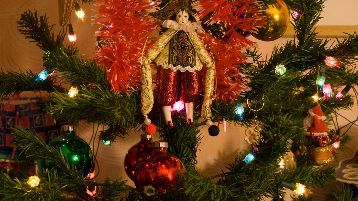 20 Things Minimalists Refuse to Spend Money On New-Year-2