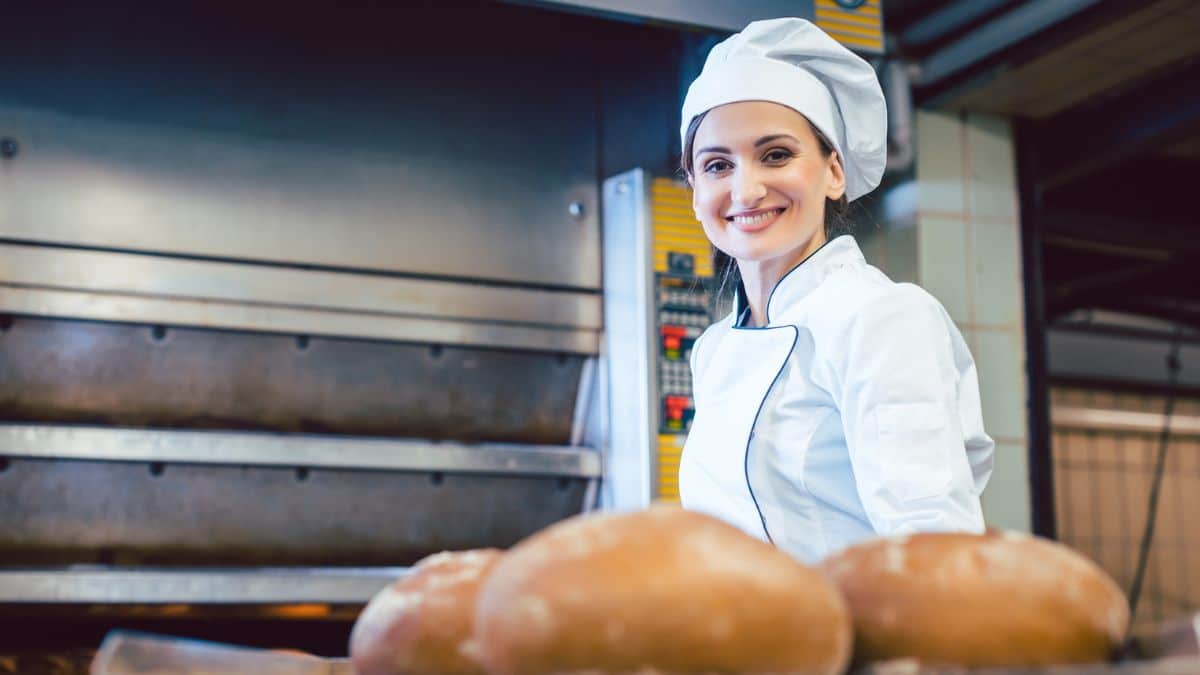 12 Night Jobs Perfect for Your Busy Life baker