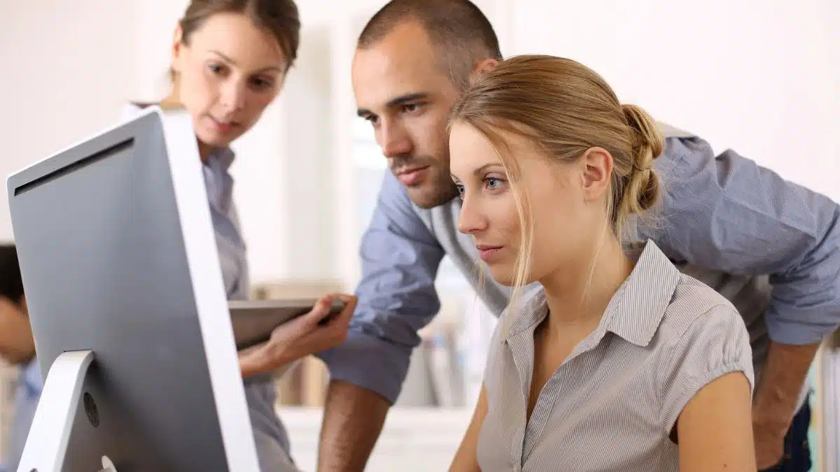 employees working together