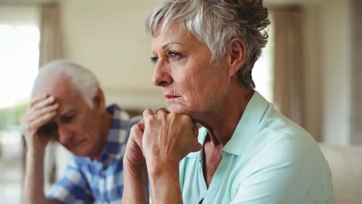 15 Basic Things The Middle Class Still Don't Understand About Money senior-couple-sad