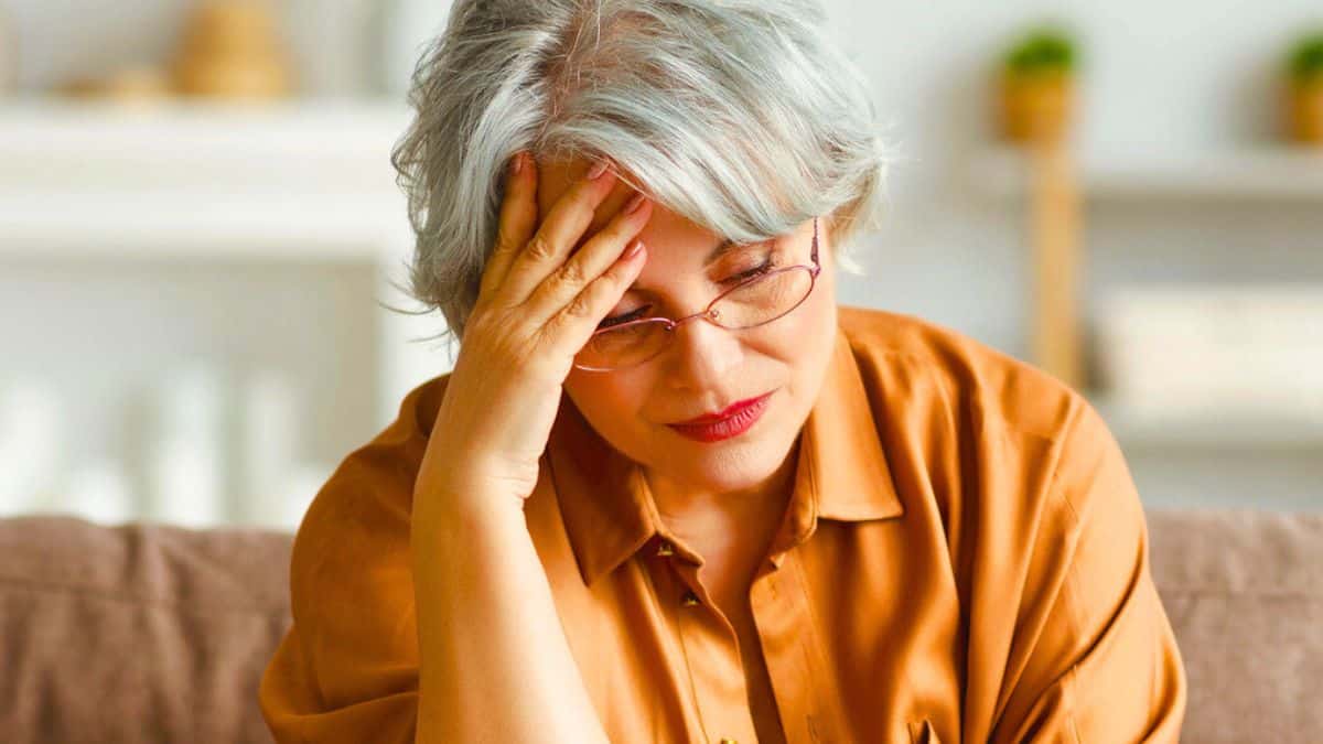 15 Mistakes That Wreck People's Retirement mature woman glasses worried