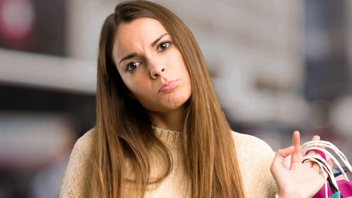 woman shopping sad