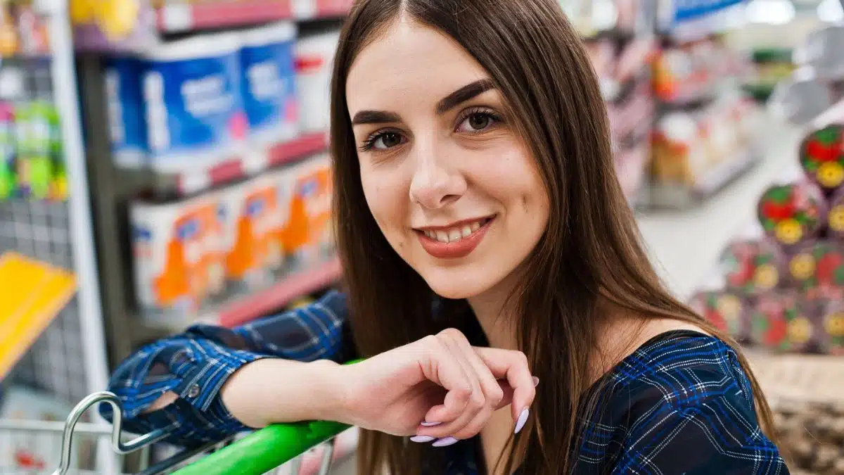 woman shopping in grocery