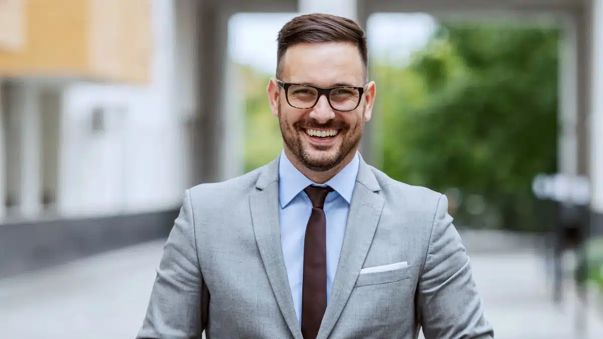 business man with glasses (1)