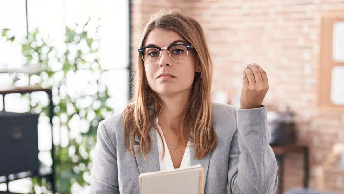 woman negotiating her salary