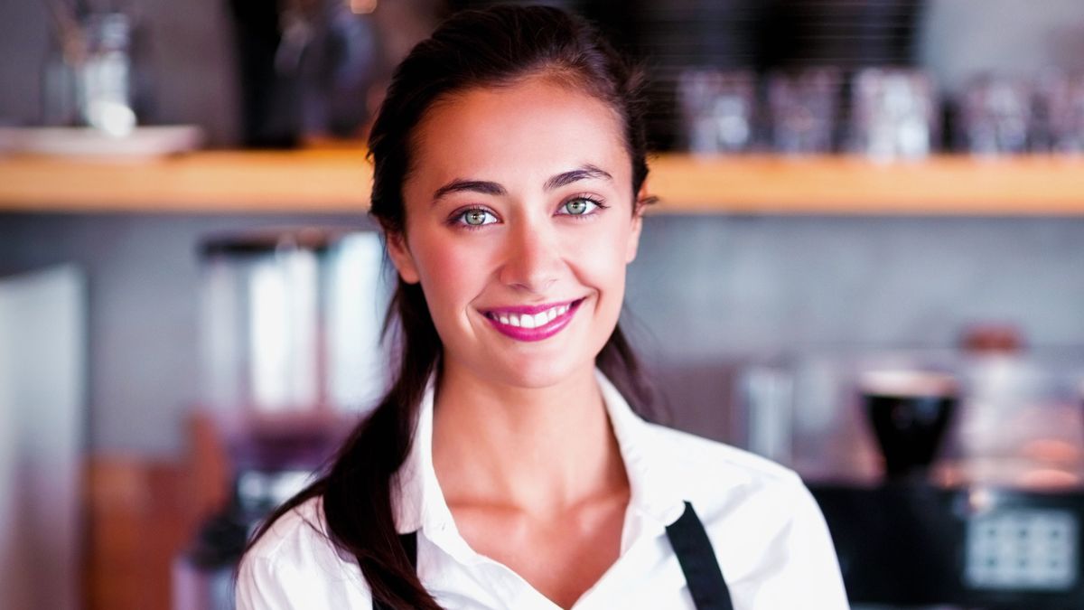 woman in a coffee shop