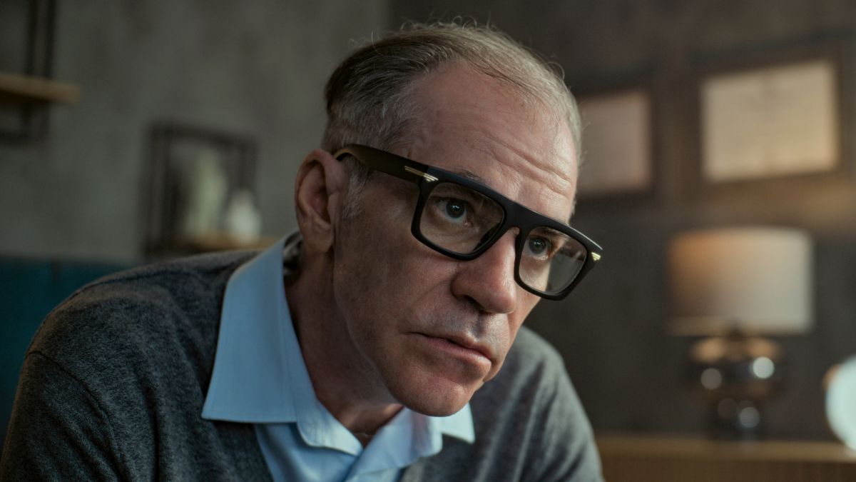senior man with glasses