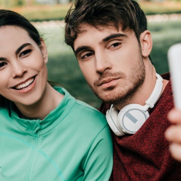 couple taking a selfie in the park