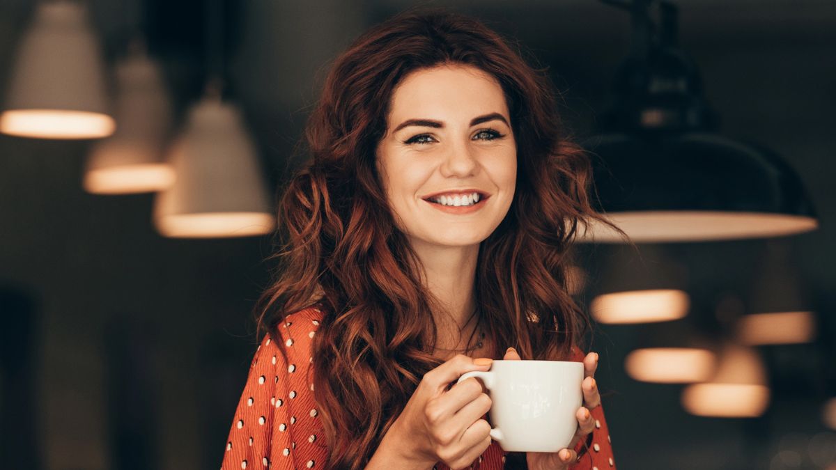 woman drinking coffee (4)