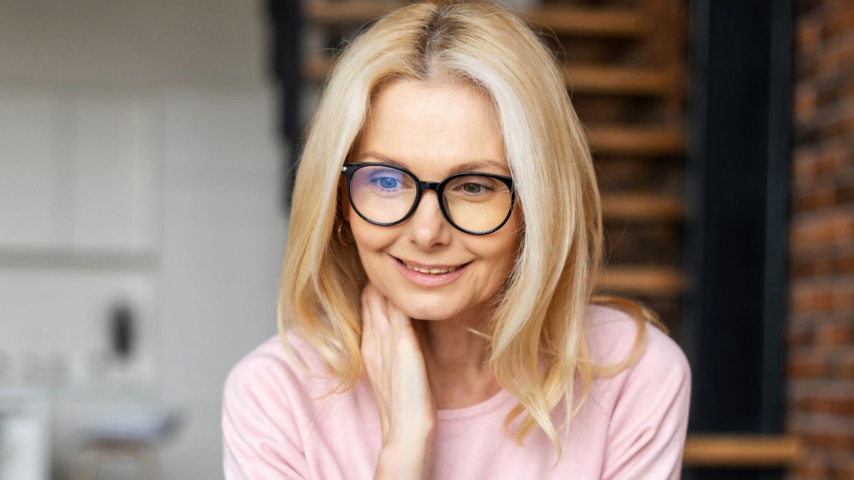 mature blond with glasses