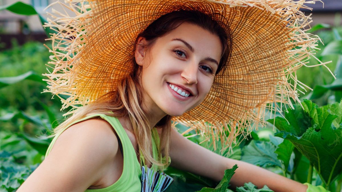 woman hat gardening