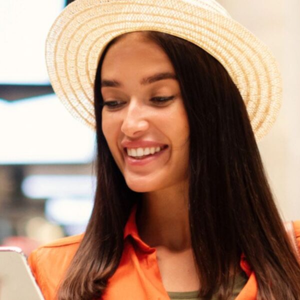 woman traveling with a hat