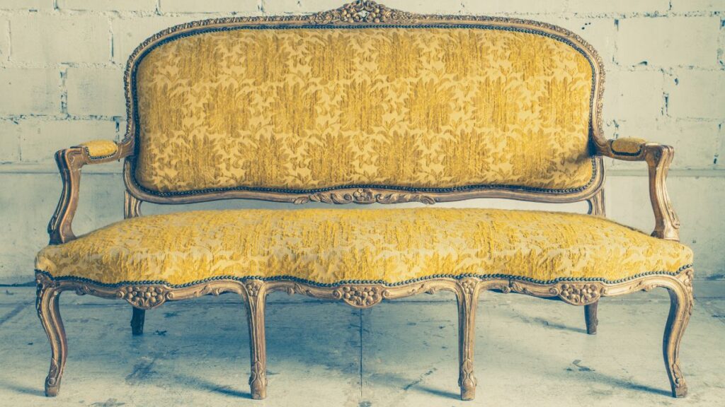 Boomers Thinking of Downsizing: Read This Before You Call a Realtor Old Furniture