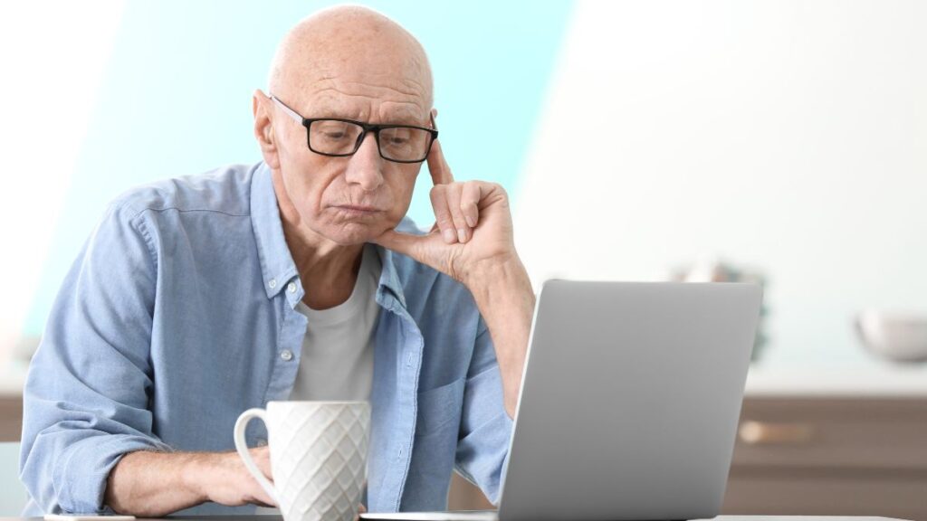 At 62, These Are the 11 Retirement Mistakes I'm Working Hardest to Avoid Working