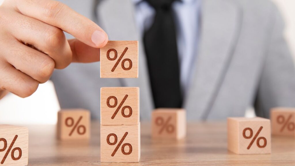 How to Turn Your Savings Into a Monthly Paycheck That Lasts Interest