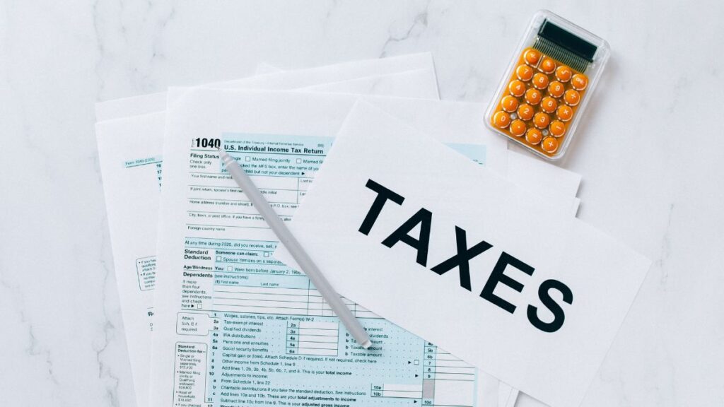 How to Turn Your Savings Into a Monthly Paycheck That Lasts Taxes