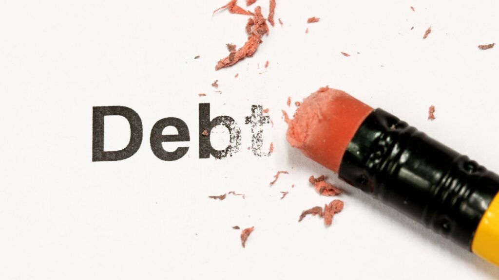 Retiring Single: 12 Money Moves That Make a Real Difference for Solo Women Debts