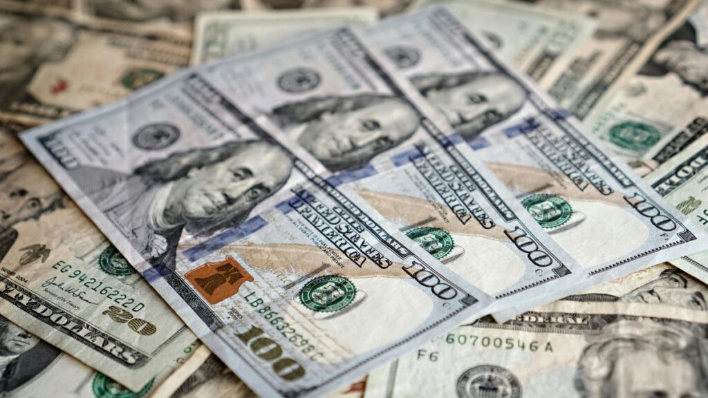 The 10-5-3 Rule: What Retirees Can Realistically Expect From Stocks, Bonds and Cash $600,000