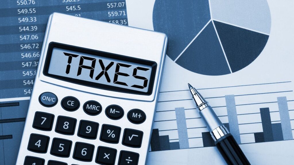 Cash, Bonds, Stocks: How Splitting Savings Into Three Pots Keeps Retirees Calm Taxes