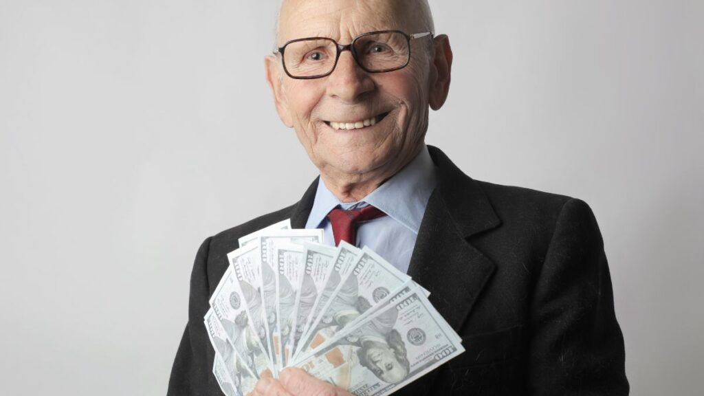 Turn a Hobby Into Income: 14 Ideas That Suit Retirees Income