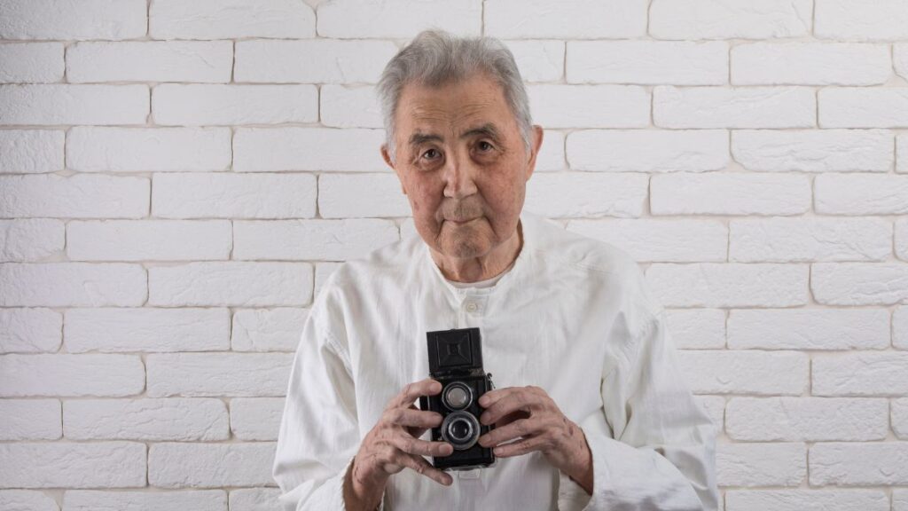 Turn a Hobby Into Income: 14 Ideas That Suit Retirees Photography