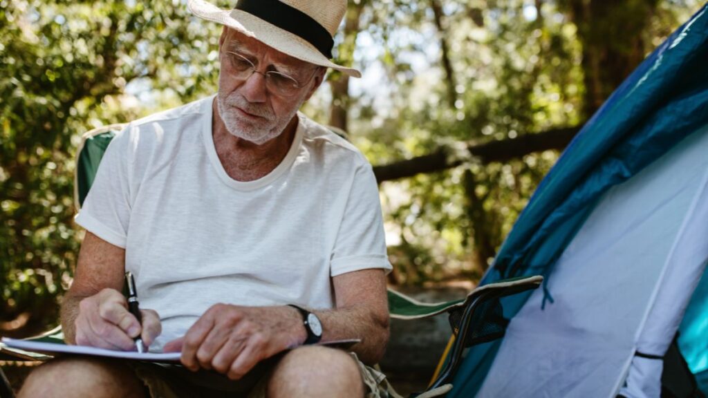 Turn a Hobby Into Income: 14 Ideas That Suit Retirees Writing
