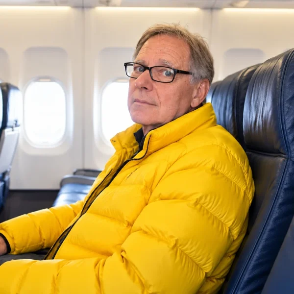 13 Things You Can Ask For on a Flight That Most Travelers Never Do