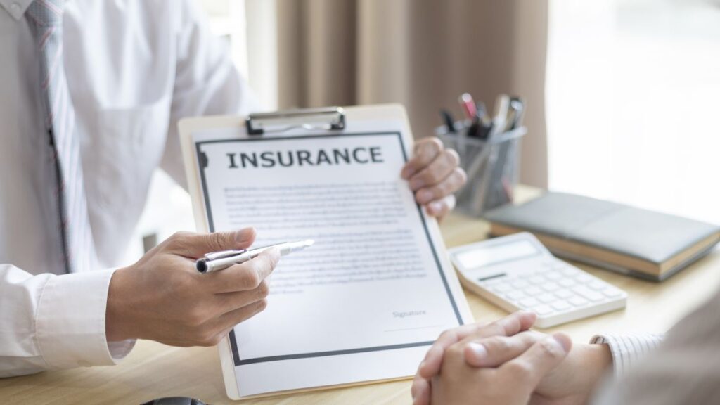 Medicare Open Enrollment: The Sales Tactics to Recognize Every Fall Insurance Companies