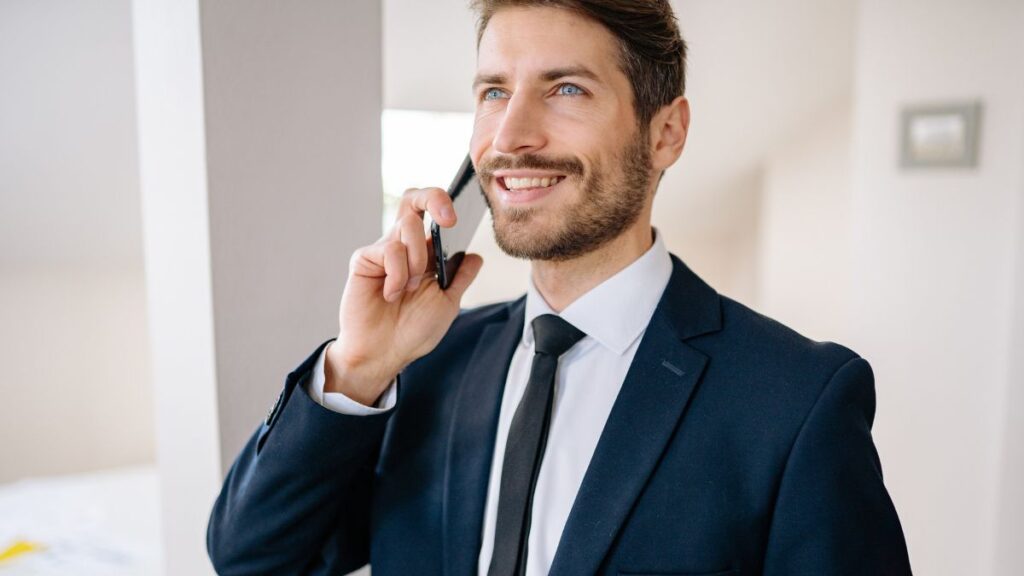 Medicare Open Enrollment: The Sales Tactics to Recognize Every Fall Salespeople