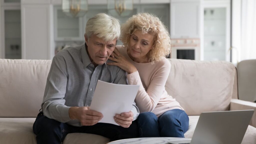 Medicare Open Enrollment: The Sales Tactics to Recognize Every Fall Family Members