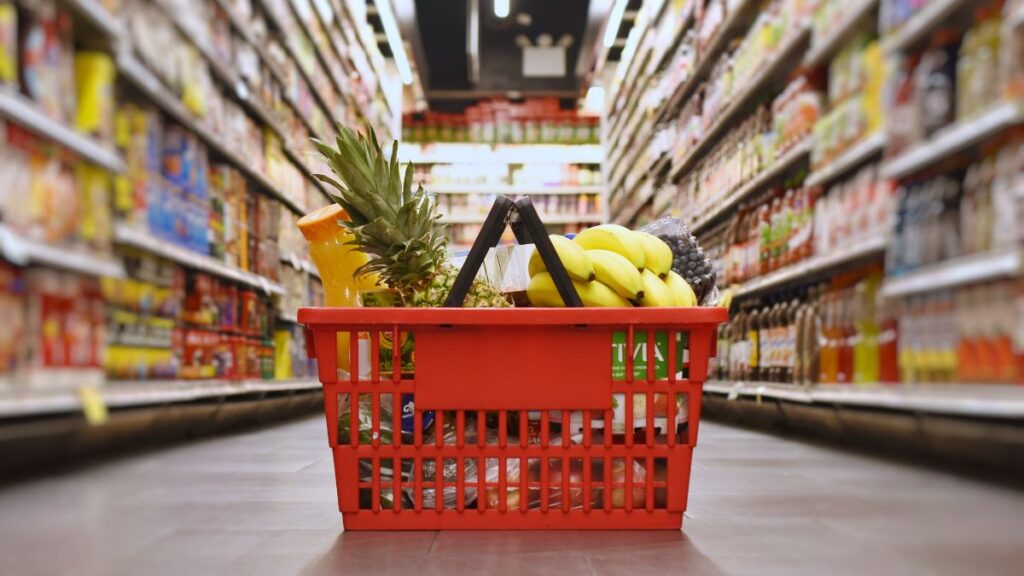 Senior Discount Days at Grocery Stores: When to Shop and Save Senior Discount
