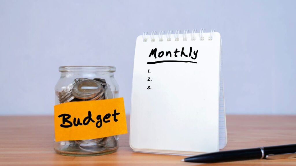 The 'Frugal' Habits That Keep Some Retirees Comfortable for Decades Monthly Budget