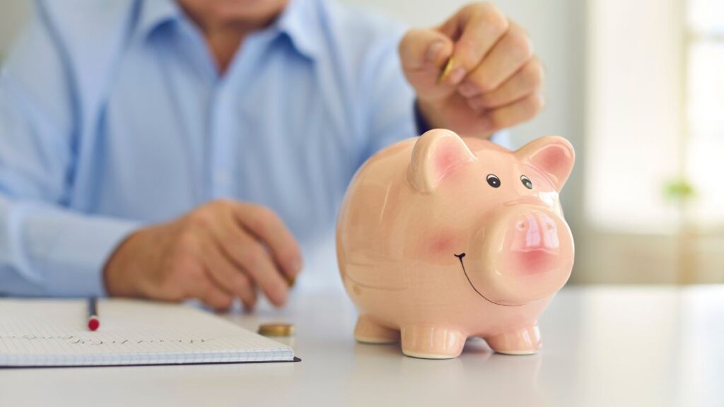 10 Downsizing Regrets Retirees Mention Most Saved Money