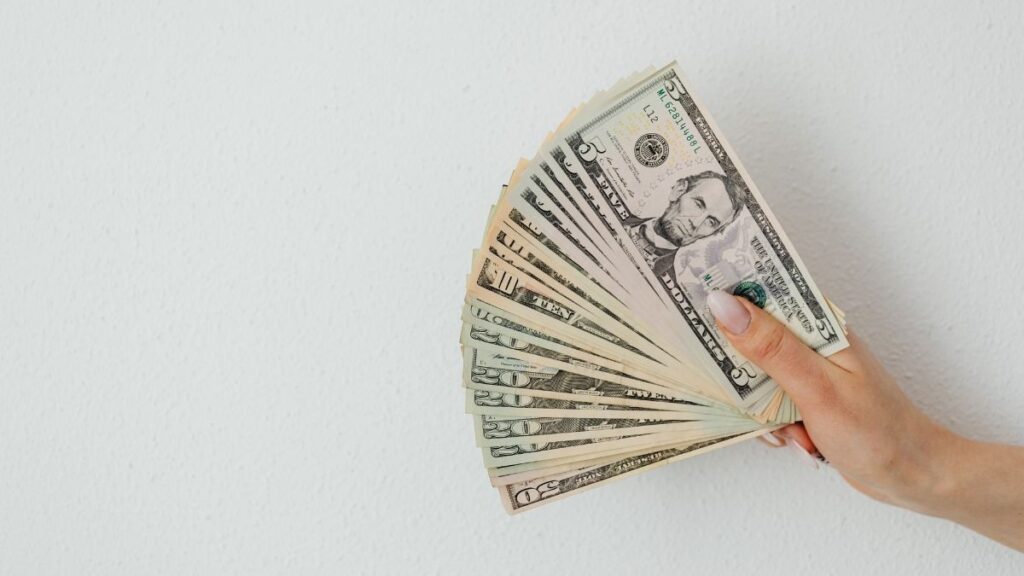 Renting in Retirement: Why Some Well-Off Retirees Choose It Over Owning Money