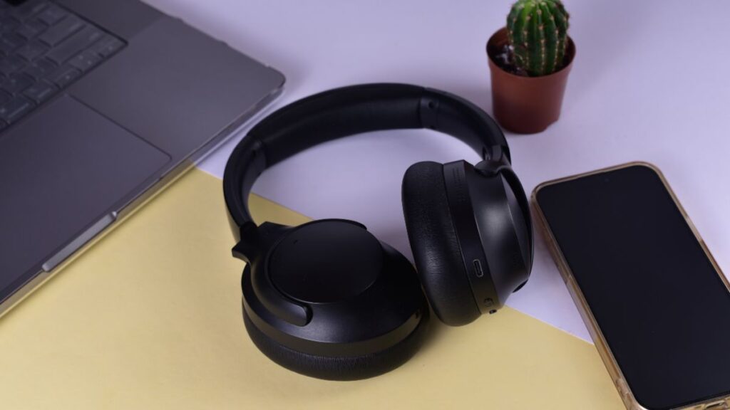 Small Buys, Big Freedom: 12 Purchases Retirees Say Were Worth Every Penny Phone Setup