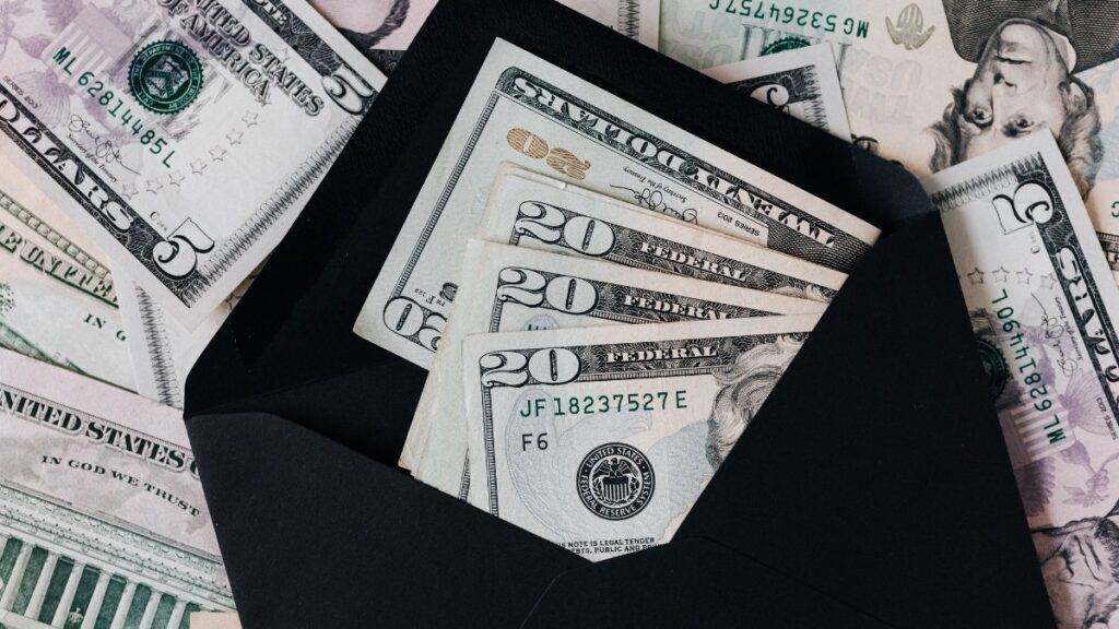 Two Years Into Retirement on $500,000: How the Money Is Holding Up Cash