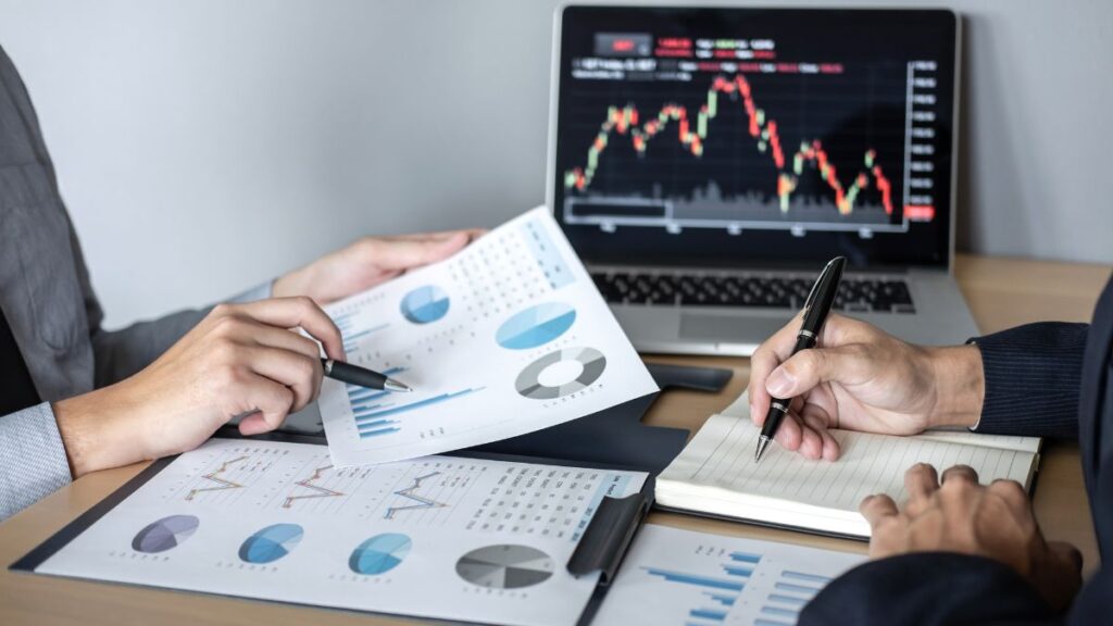 Is 65 Still the Right Age to Retire? Why Some Planners Say No Investment Strategy